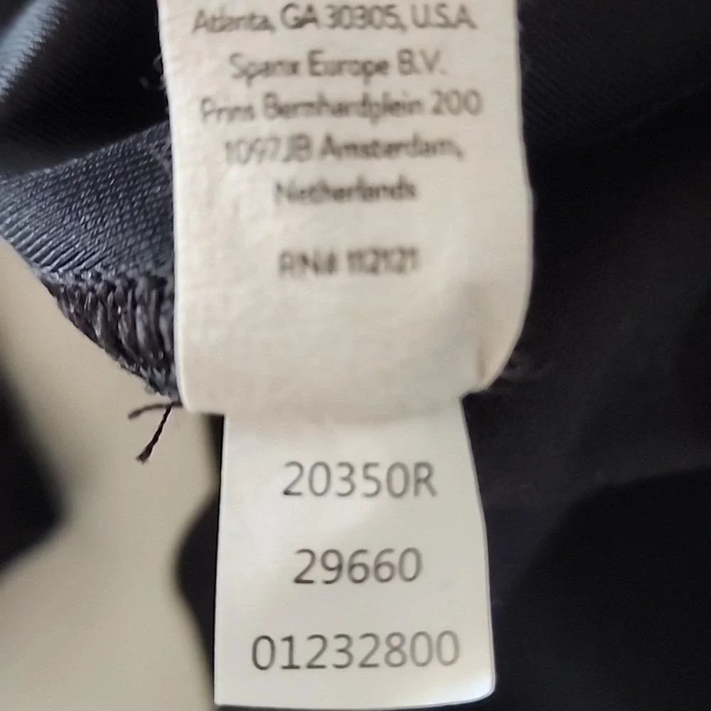 SPANX Spanxsmooth Soft and Smooth Jogger‎ Pants Black Size Medium